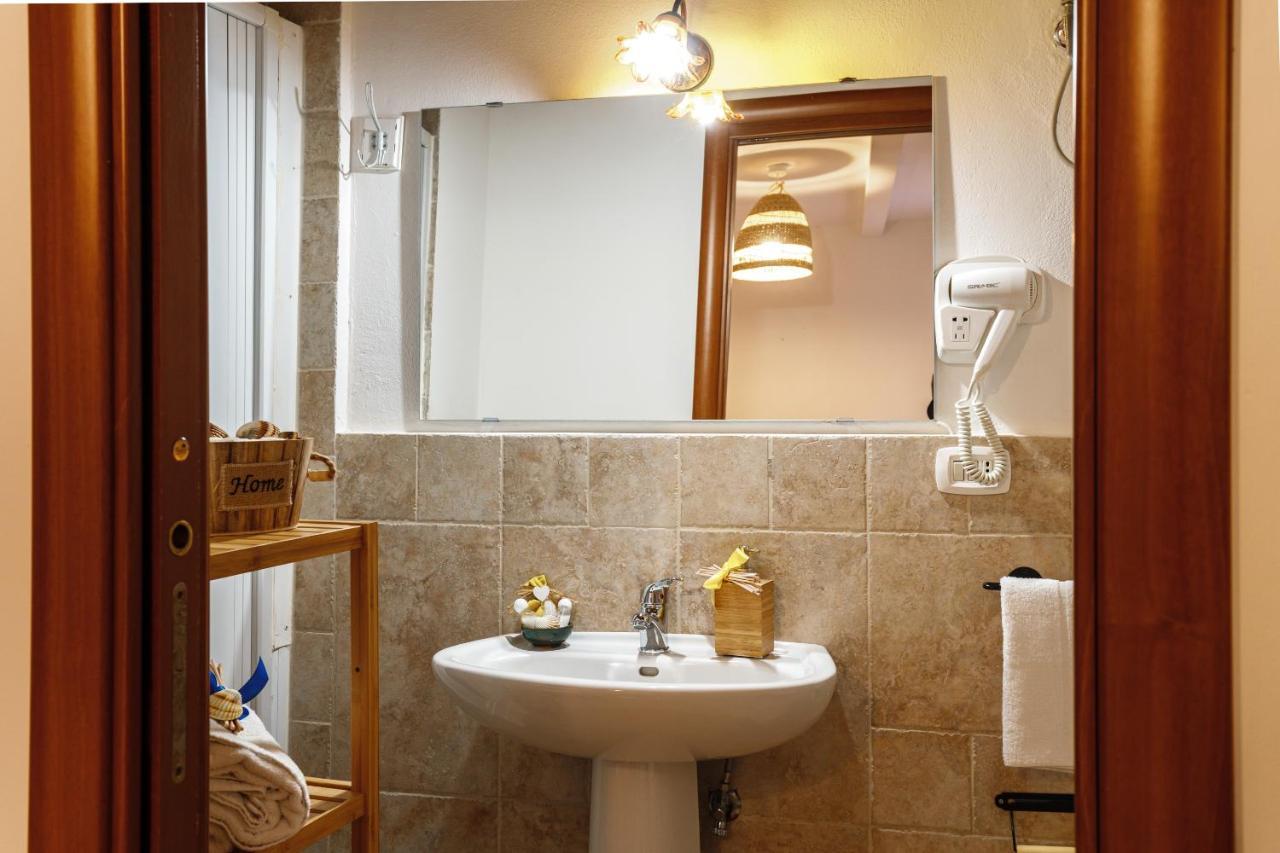 B&B La Corte San Francesco Барі Екстер'єр фото