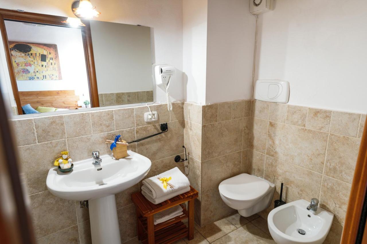 B&B La Corte San Francesco Барі Екстер'єр фото